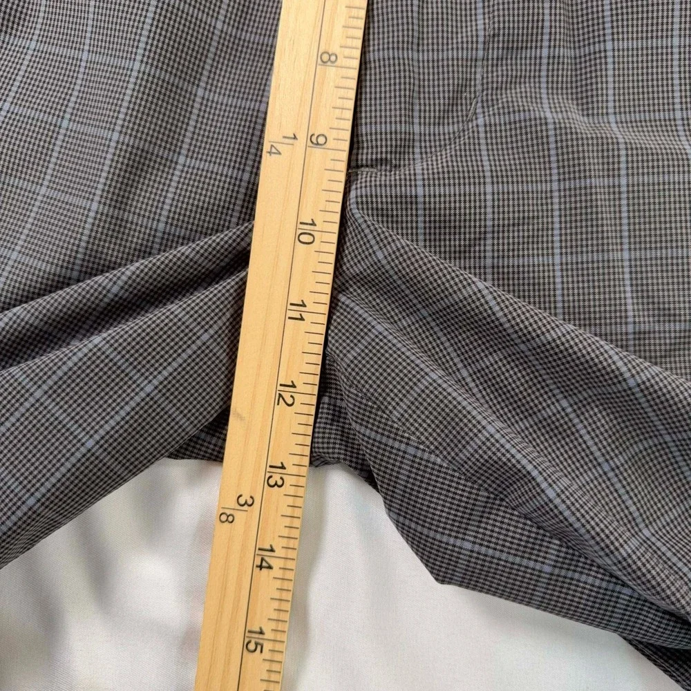 Ben Hogan Performance Golf Shorts Mens 36x9.5 Gray Plaid Flat Front Stretch